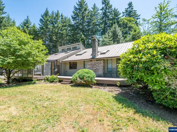 37152 Deadwood Dr, Lebanon, OR 97355
