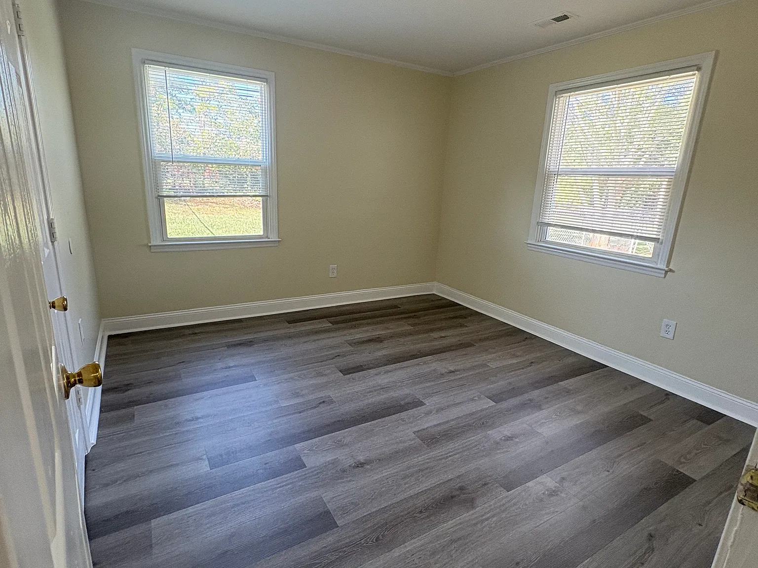 2 bed, 800 sqft, $1,300 — Photo 4