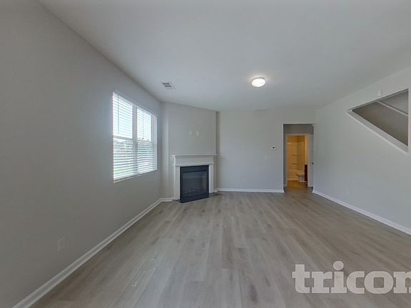 2nd image of 438 Lake Ridge Ln