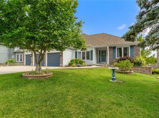 25711 E 33rd St S, Blue Springs, MO 64015