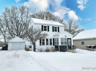 3875 Henry St SW, Grandville, MI 49418