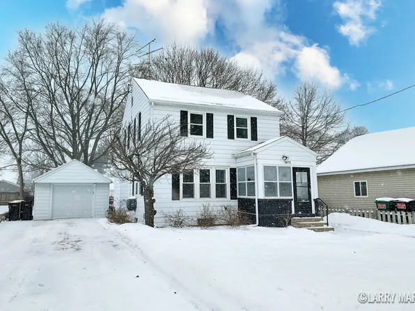 3875 Henry St SW, Grandville, MI 49418