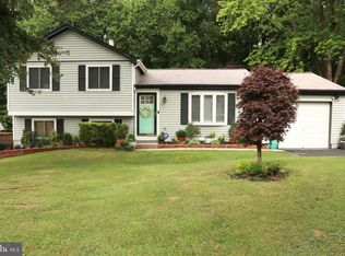 24240 Club View Dr, Gaithersburg, MD 20882