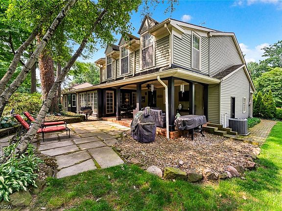 5th image of 7309 Oak Dr