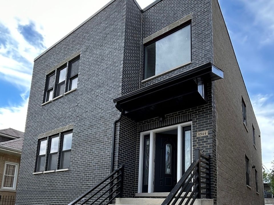 1st image of 1344 N Lorel Ave