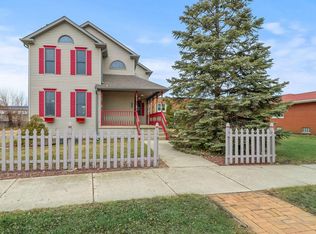 809 115th St, Whiting, IN 46394