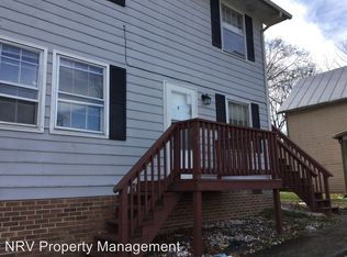 108 Bolling St, Radford, VA 24141