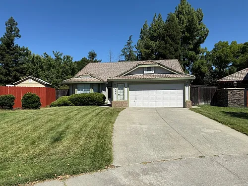 237 Sunridge Way Photo 1 237 Sunridge Way Photo 1