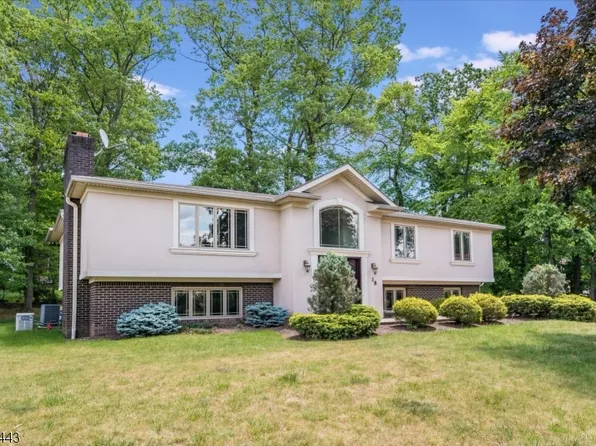 38 Patten Ter, Cedar Grove Twp., NJ 07009