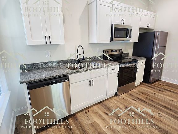 4th image of 111 Anderson Ave #B