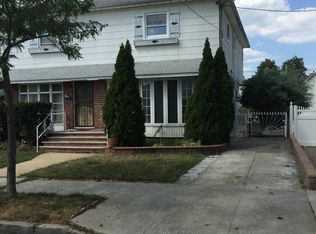 25304 147th Rd, Rosedale, NY 11422