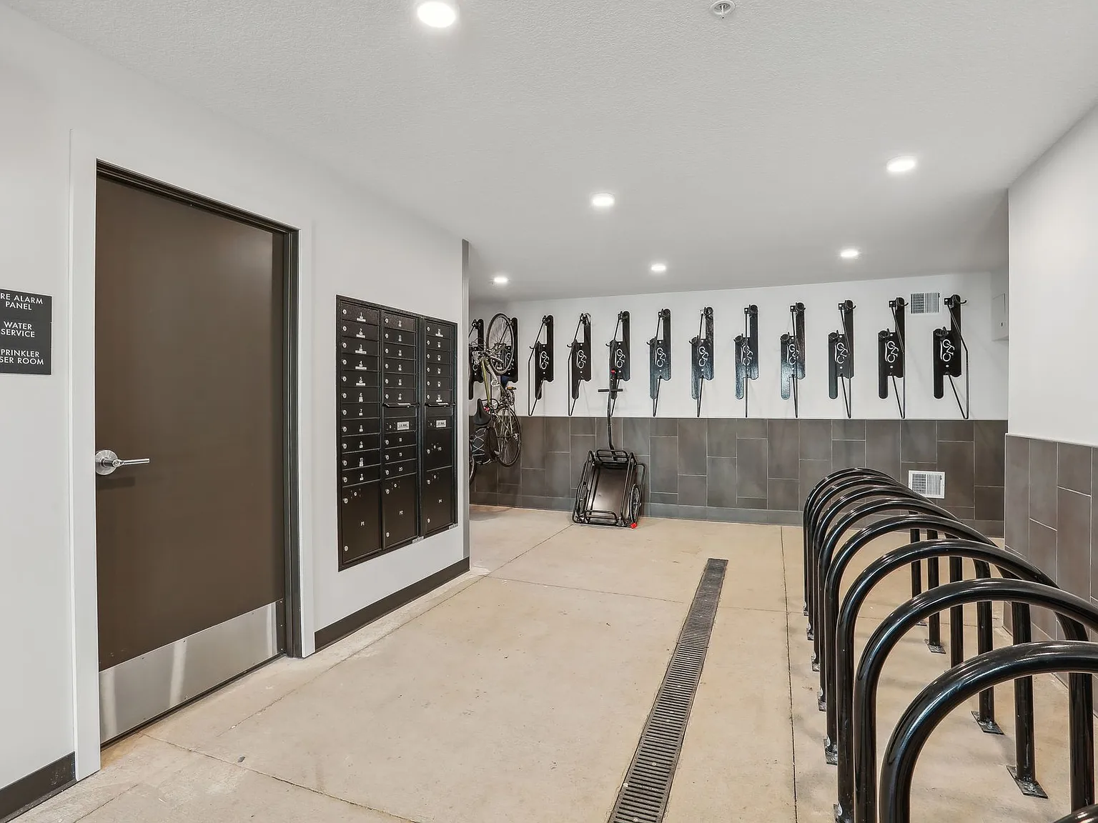 Solstice Apartments — Photo 3