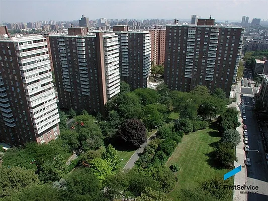 Rented by FirstService Realty (legacy) | media 30