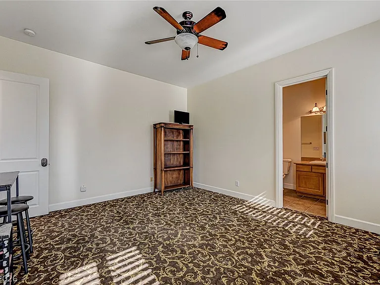 8490 Via De Bellasidra Ct — Photo 57