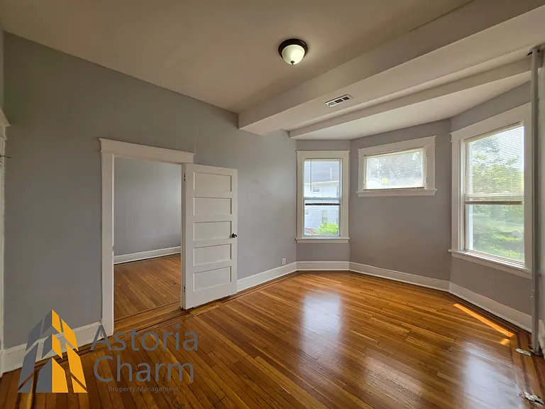 2206 Roslyn Ave #1 — Photo 23