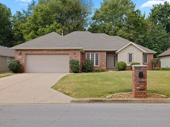 865 S Long Drive, Springfield, MO 65802