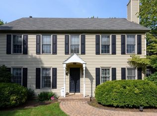 1206 Carriage Hill Dr, Phoenixville, PA 19460