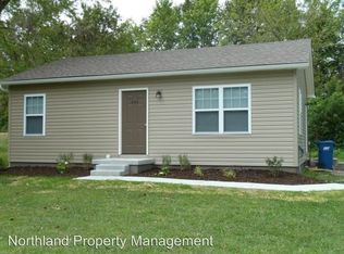 402 Murray Rd, Liberty, MO 64068