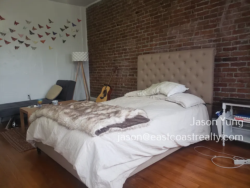 234 Hemenway St #19