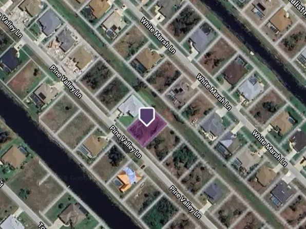 35 Pine Valley Ln #204, Rotonda West, FL 33947