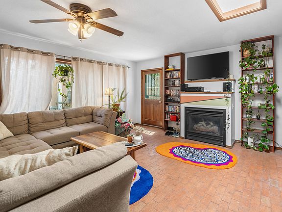 4th image of 3924 Smith Ave SE