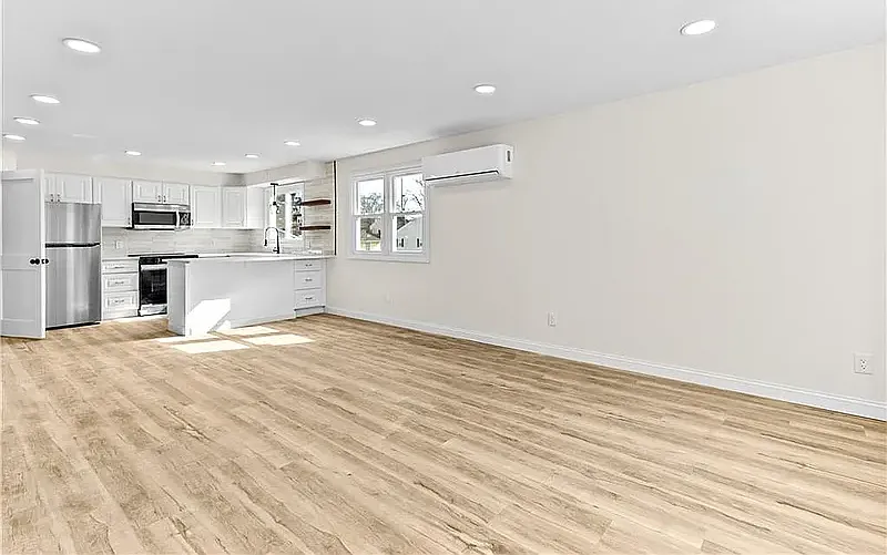 2 bed, 2870 sqft, $2,650 — Photo 4