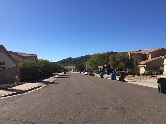 4th image of 1444 E Desert Flower Ln