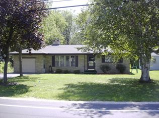 1215 Manitowoc Rd, Menasha, WI 54952