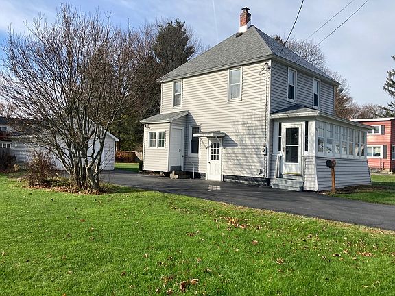 2nd image of 507 Elliott St