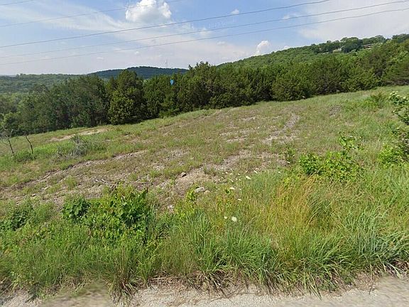 2nd image of 601 Skyview Drive