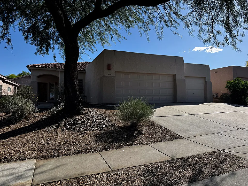 4261 W Mine Shaft Way