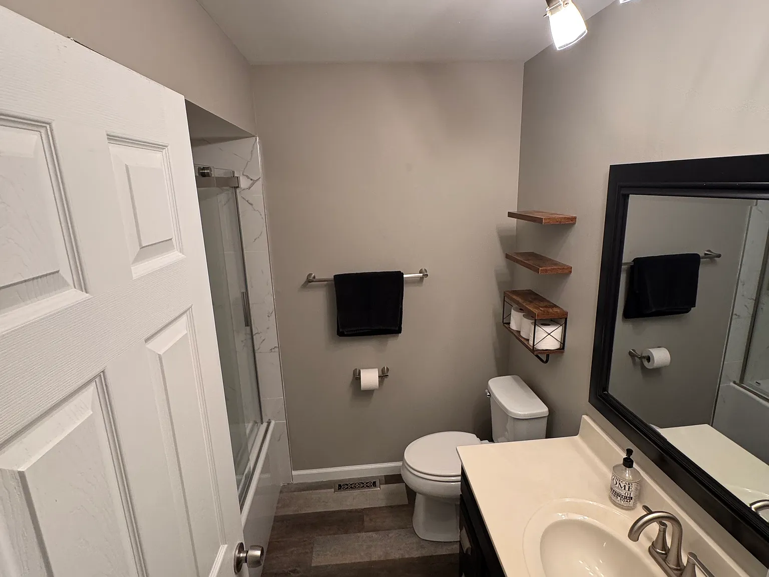 3 bed, 1825 sqft, $2,495 — Photo 3