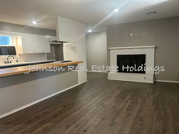 2nd image of 3204 Wayside Dr
