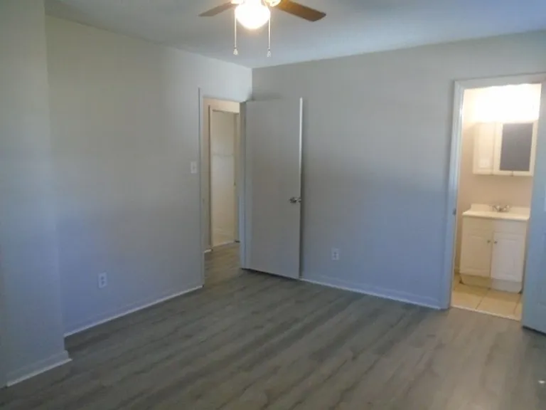 2253 Rustic Trl — Photo 20