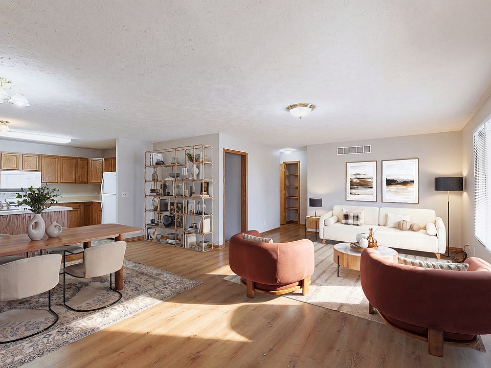 1st image of 8604 Delphinium Ln