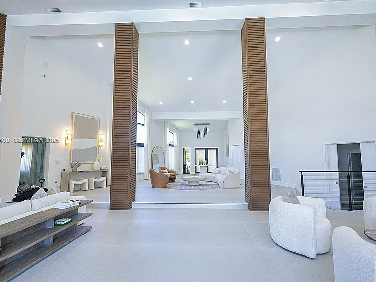 SW 89th Pl — Photo 13