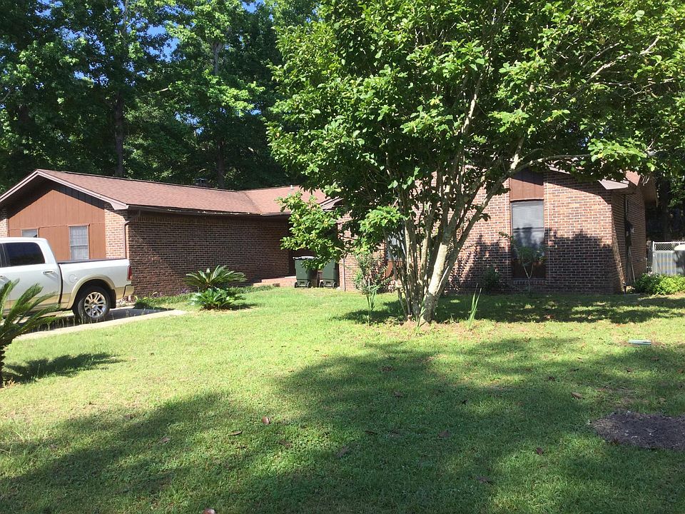 1st image of 6015 Laurelwood Dr
