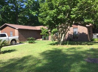 6015 Laurelwood Dr, Milton, FL 32570