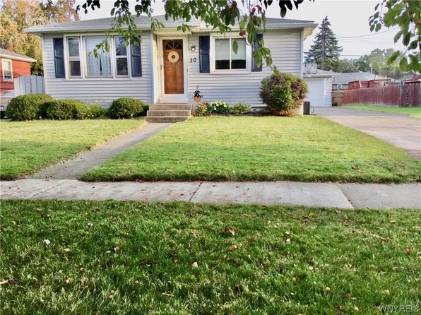30 Steven Dr, Buffalo, NY 14227
