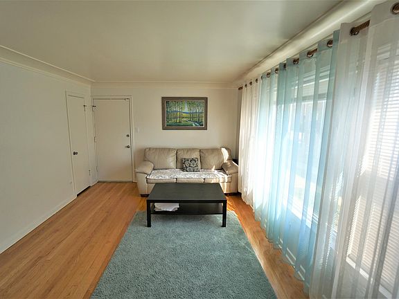 4th image of 6653 W Belmont Ave APT 1S