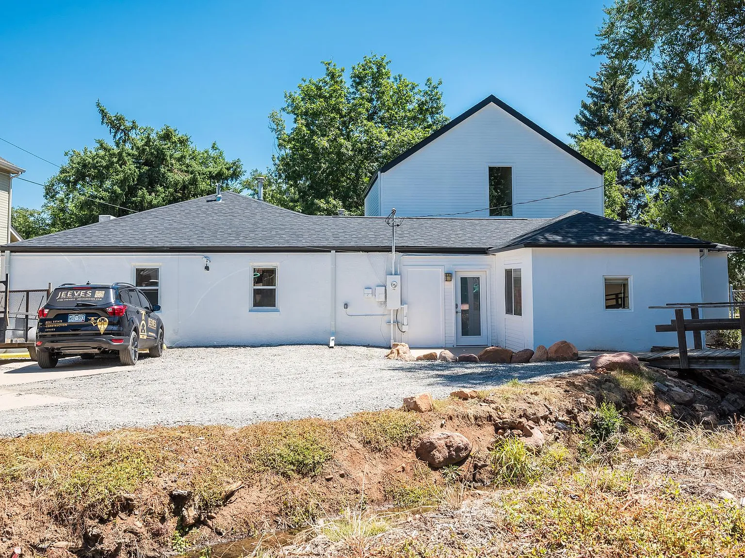 6 bed, 1800 sqft, $11,643 — Photo 4