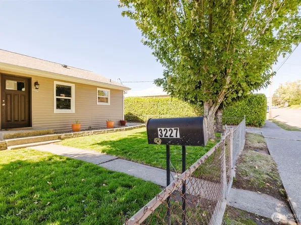 3227 Solie Avenue, Bremerton, WA 98310