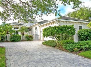 1302 Lake Bend Ct, Indian River Shores, FL 32963