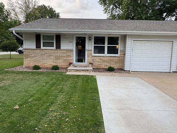 2nd image of 2955 Jauquet Dr