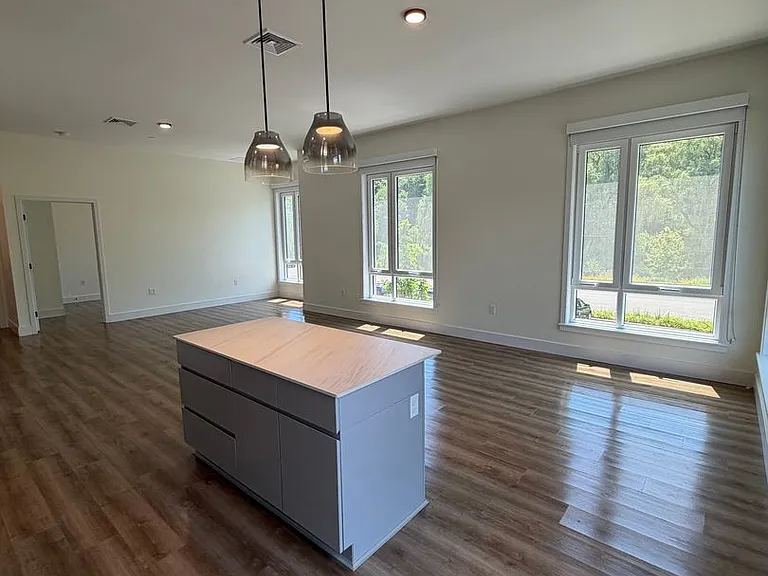 One Park Apartments — Photo 141