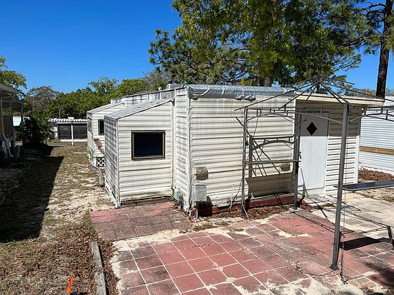 4th image of 9014 Bolton Ave #37