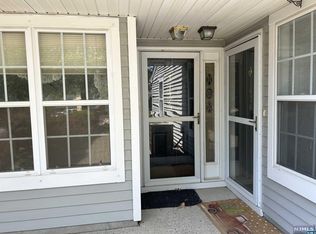 1475 Cornwall Rd, Mahwah, NJ 07430