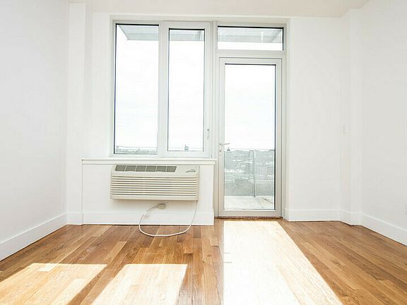 4th image of 1247 Atlantic Ave Penthouse 1007