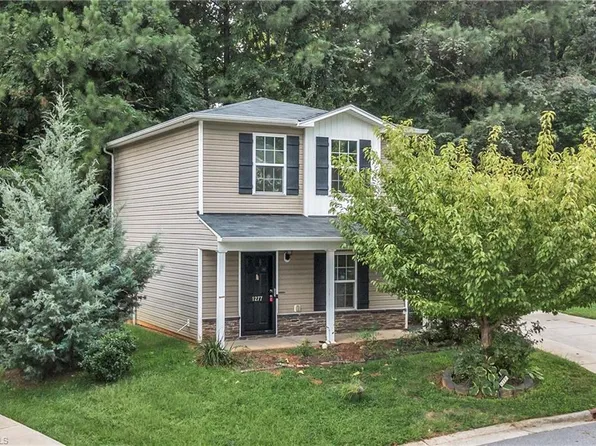 1277 Stonefield Crossing Ct, Winston Salem, NC 27107