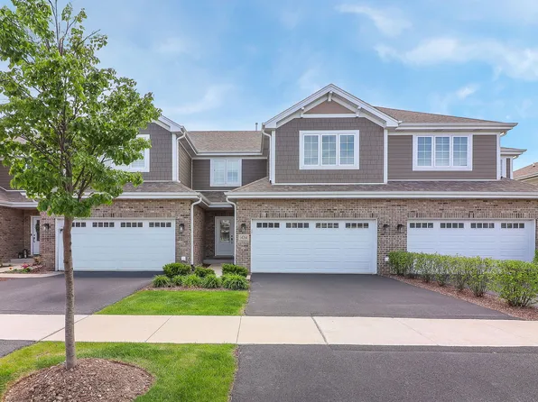 14264 Lacey Dr, Lemont, IL 60439